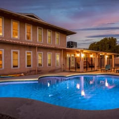 Desert Escape l 2 Masters l Heated Pool