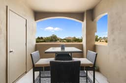 Resort Style Condo in Scottsdale - Image 3