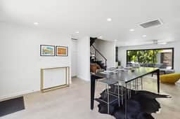 Spacious 3BR Condo in Old Town - Image 3