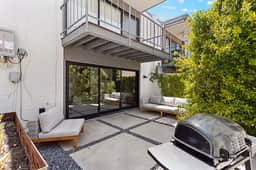 Spacious 3BR Condo in Old Town - Image 4