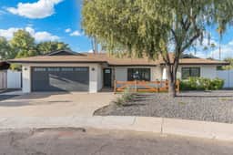 Saguaro Serenity | Stylish Home w Pool & Hot Tub - Image 3