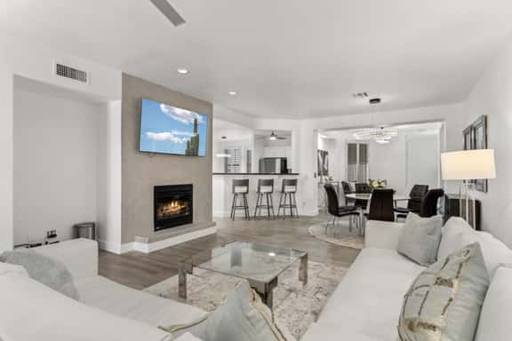 Remodeled 3BR Kierland | Garage, Pool, Spa, Golf - Image 1