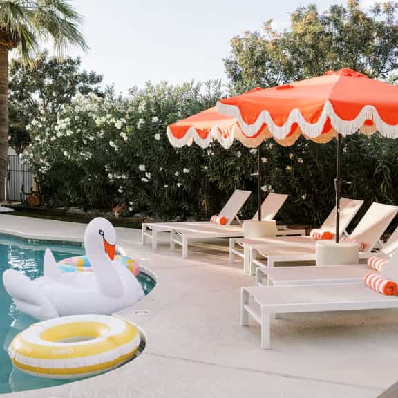 Backyard Oasis, Pool, Spa, Game Room, BBQ - Image 1