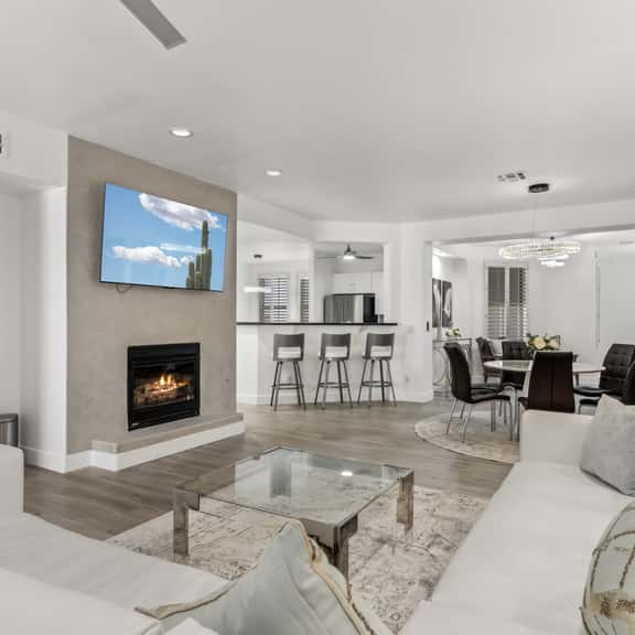Remodeled 3BR Kierland | Garage, Pool, Spa, Golf - Image 1