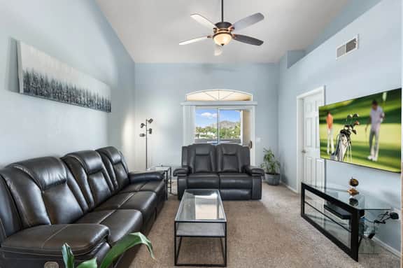 Resort Style Condo in Scottsdale - Image 2