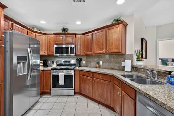 Resort-Style Condo at Toscana of Desert Ridge - Image 4